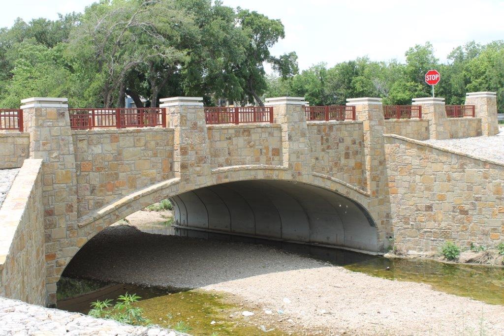 10008 Cobb Park Precast Concrete Arch Bridge with Stone